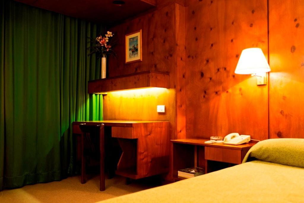 Hotel Del Jardin San Miguel de Tucumán Eksteriør billede