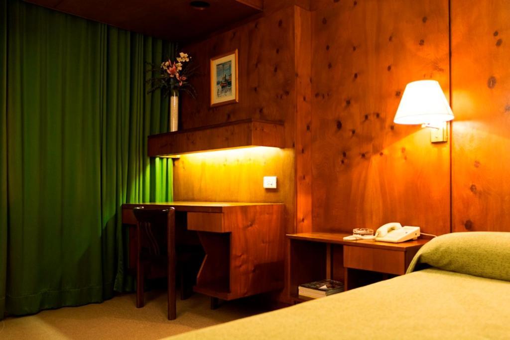 Hotel Del Jardin San Miguel de Tucumán Eksteriør billede